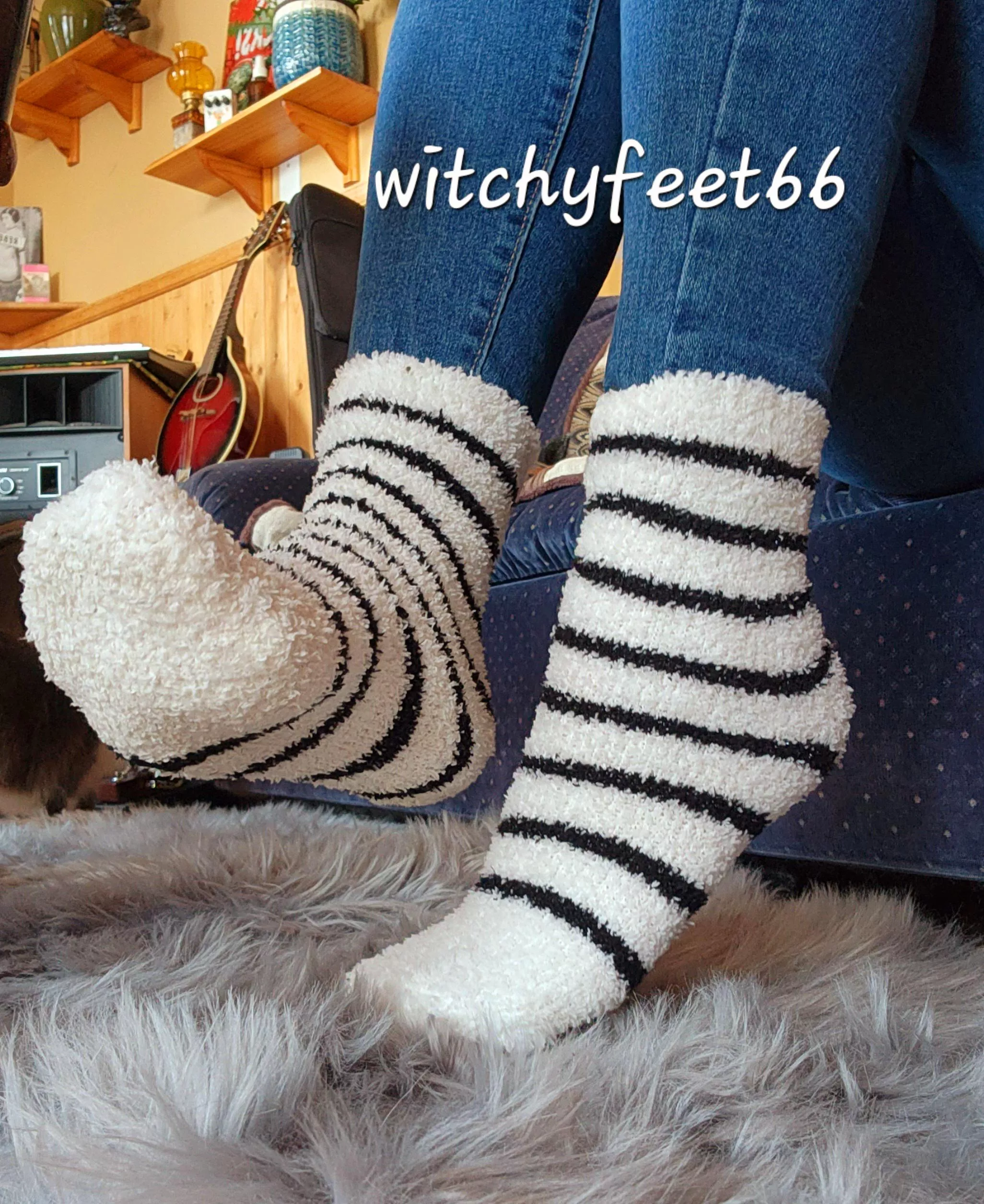 New pair of fuzzy (selling,canada,30yo) posted by witchyfeet66