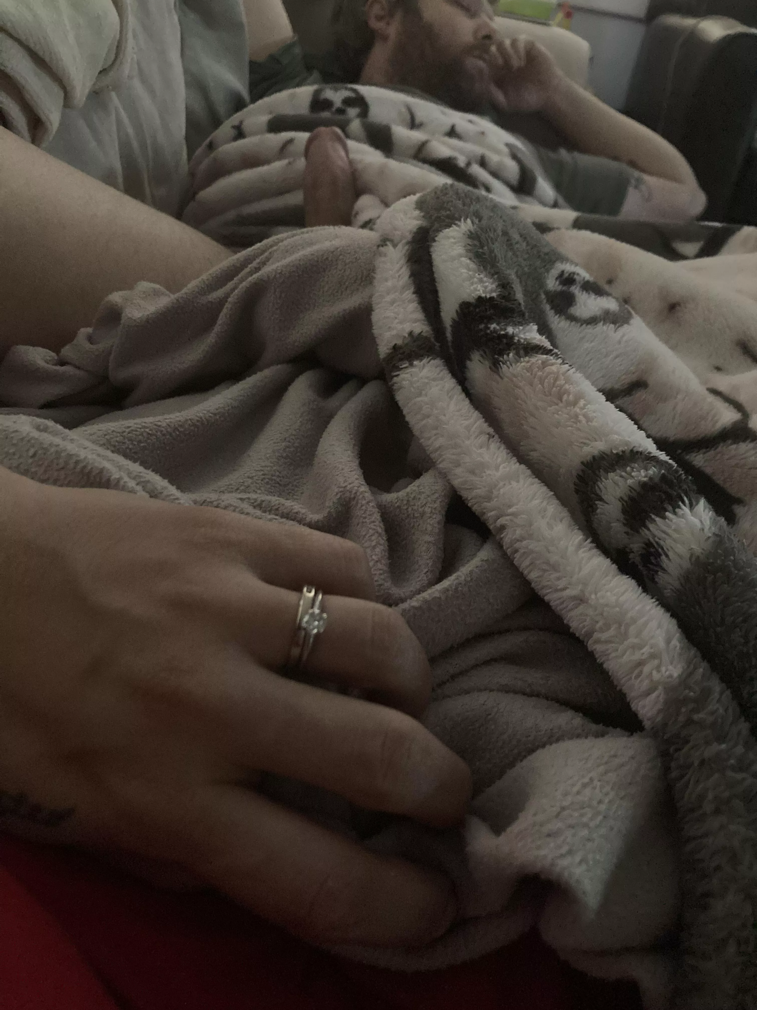 Peek-a-boo posted by Party_Muffin2018