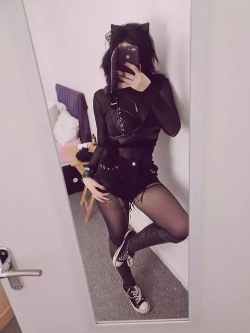 Rip ladders in my tights by YellowPosty