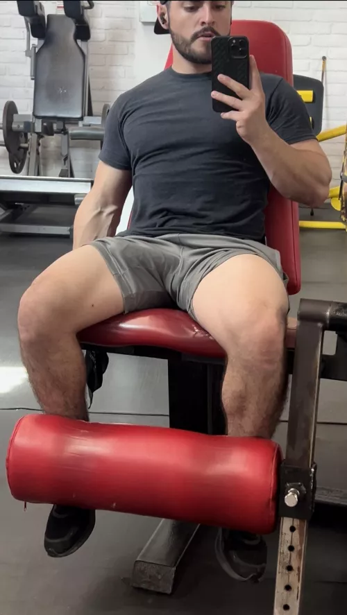 should i keep wearing these gray shorts at the gym? by Worldly-Gazelle5558