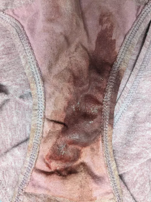 Soaked free bleed period panties 🩸🦈 by SeductiveSweetFeet
