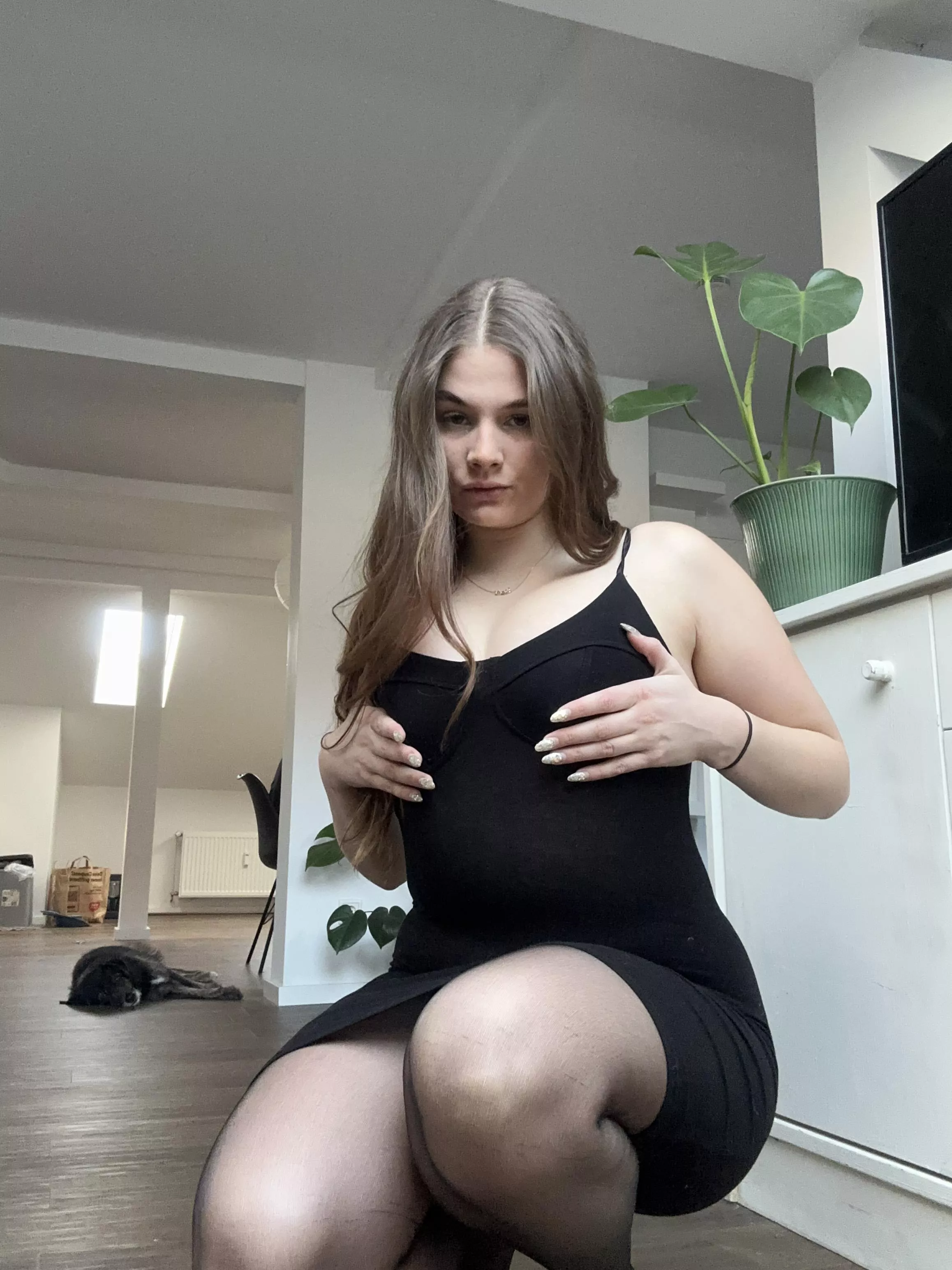 Tell me did my curvy 19yo body in this make you hard? posted by Bunny_Anges