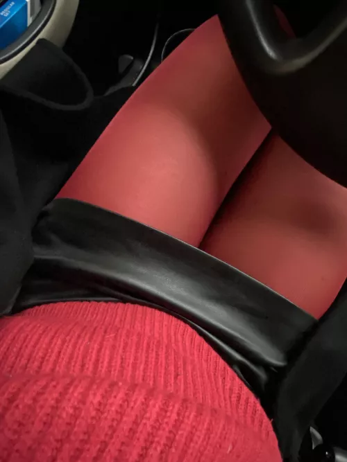 Tight clothes today by NatyBond_OF