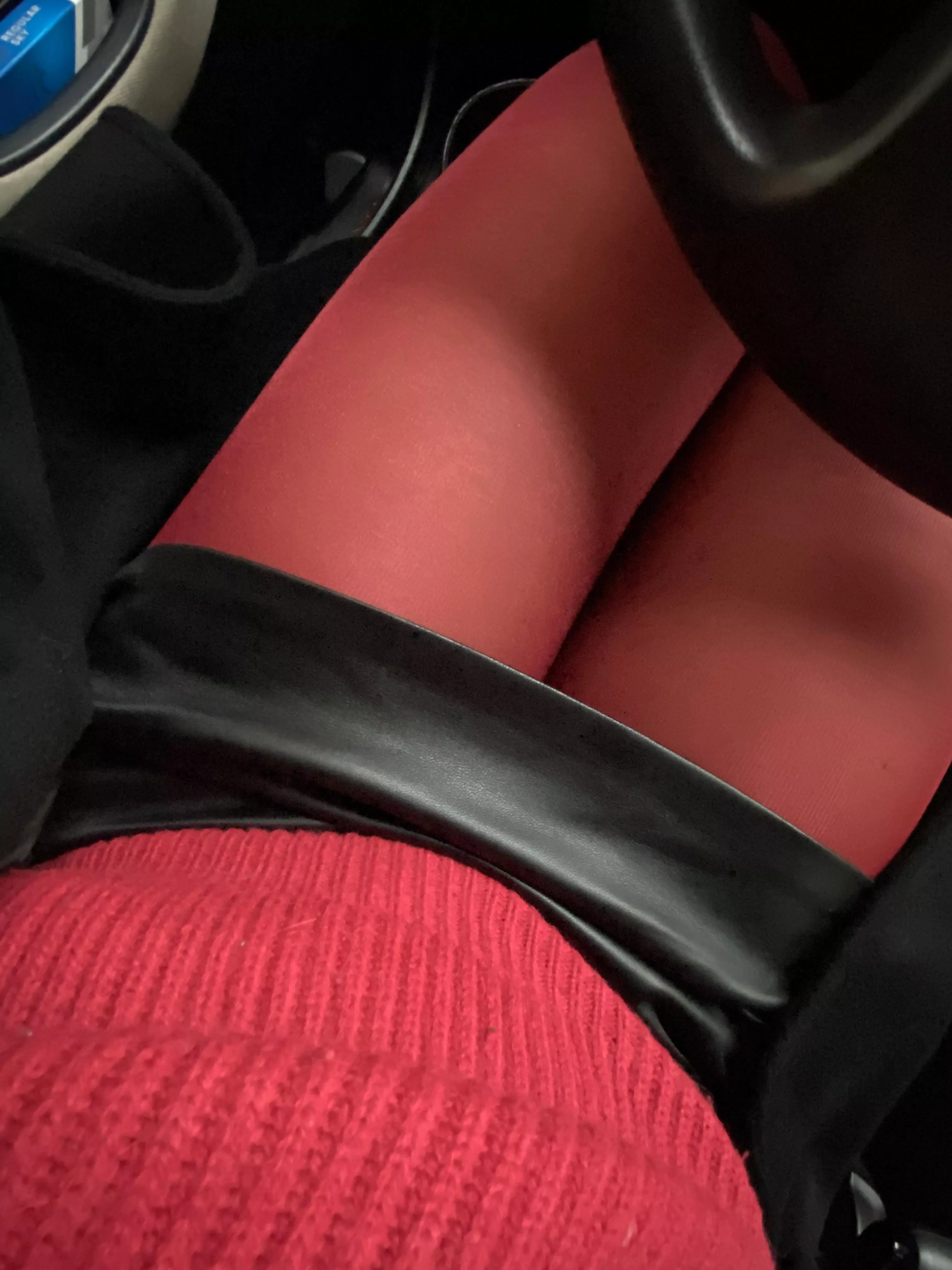 Tight clothes today posted by NatyBond_OF