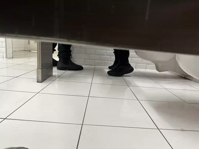 Toronto local mall by Gamtoronto