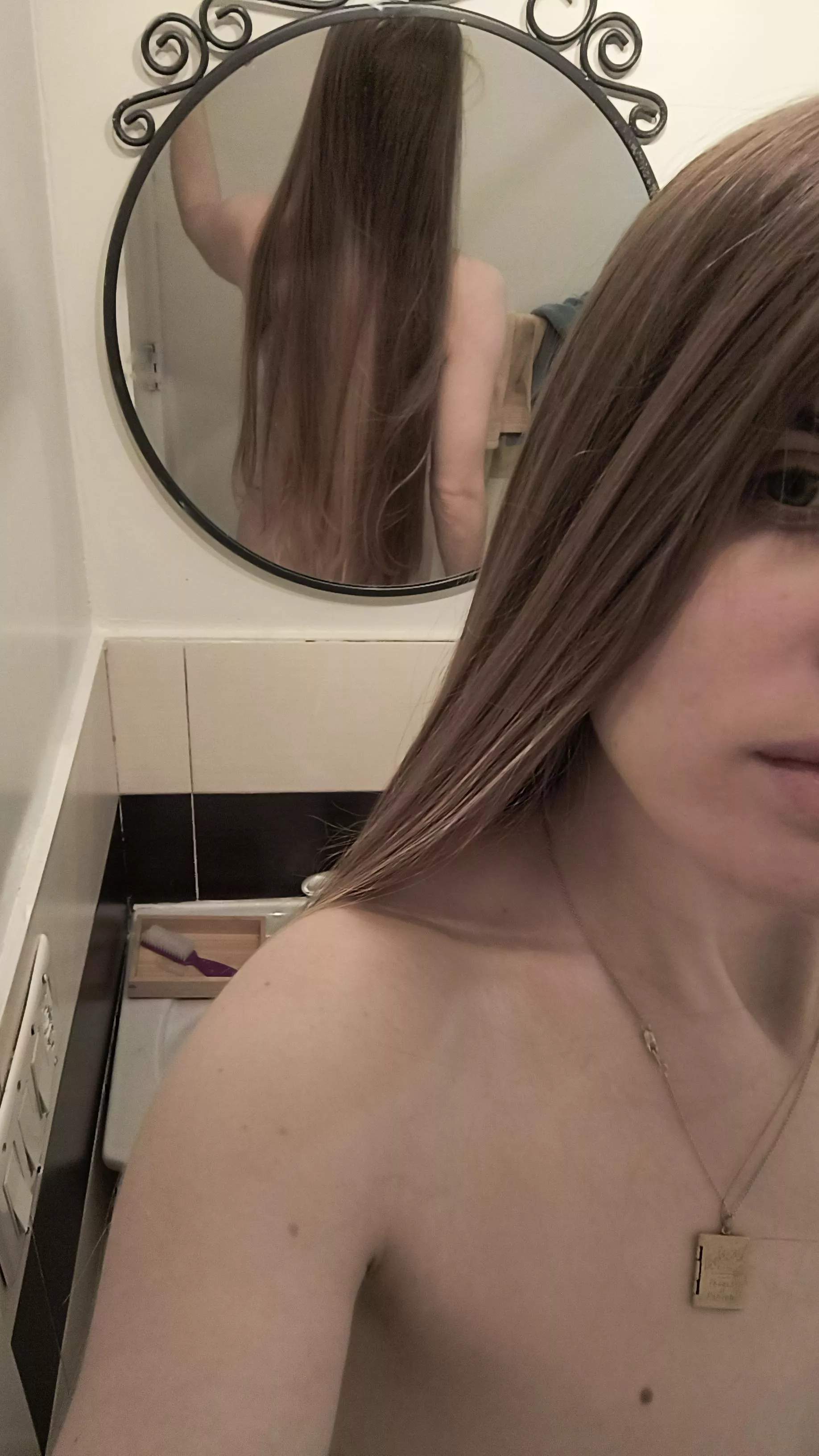 update: me and my hair are still here ;) posted by Gleam_Girl