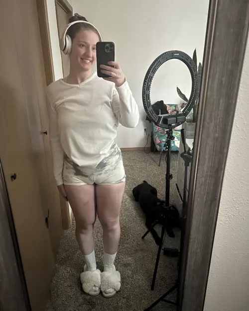 Very hungry today by adorablelilli