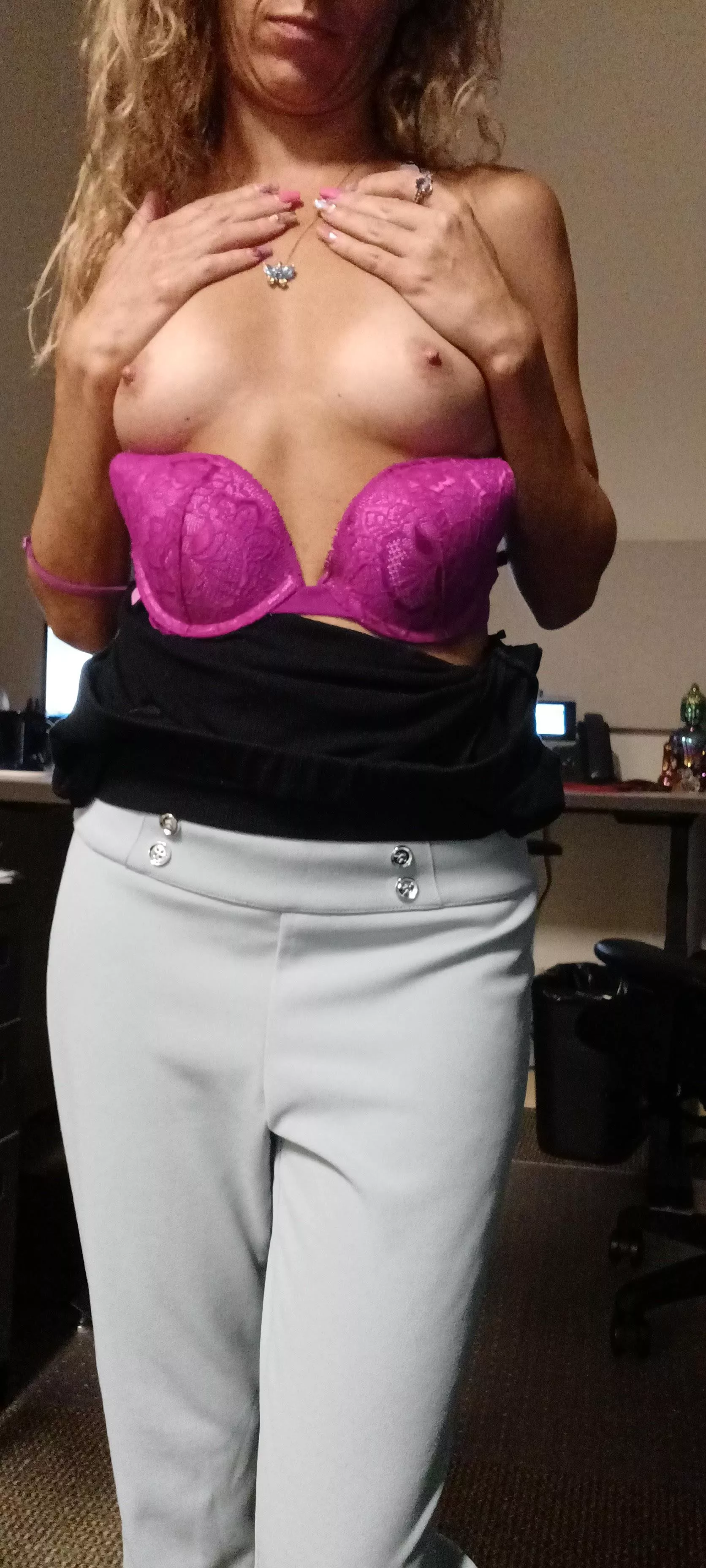 What’s the point of having boobs if you’re not gonna flash them posted by Exotic_Bayybee