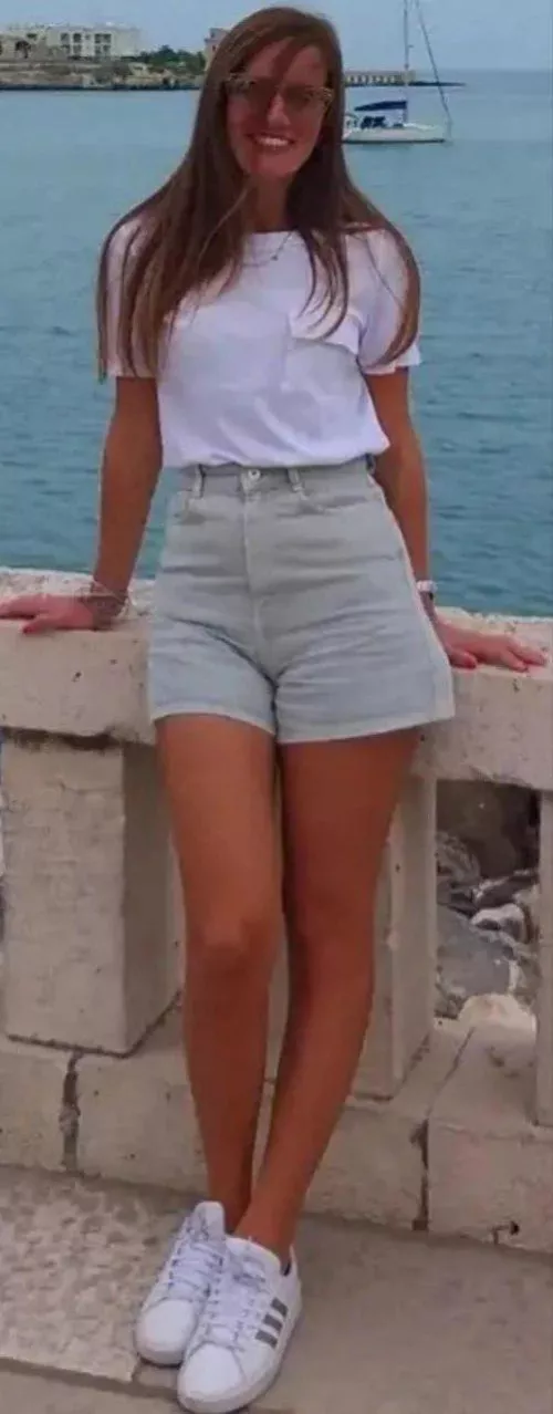 Who would destroy and humiliate this girl? by Fit_Pin4644