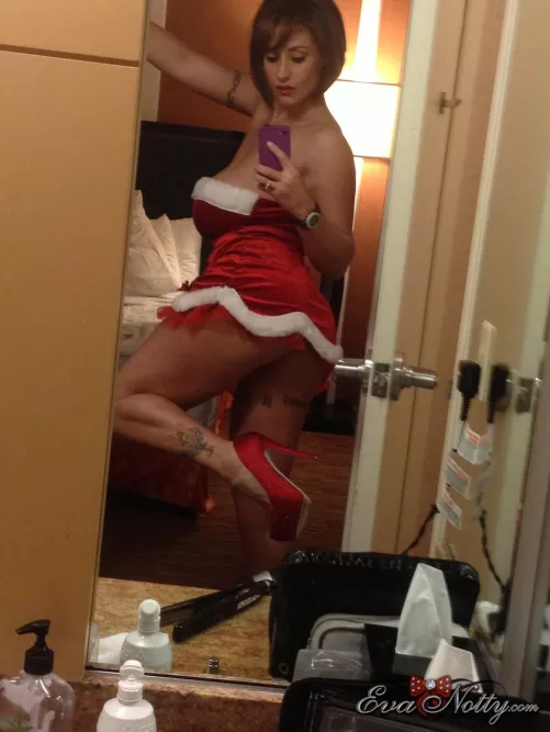 Why can’t I get this under my tree by spicycurry25