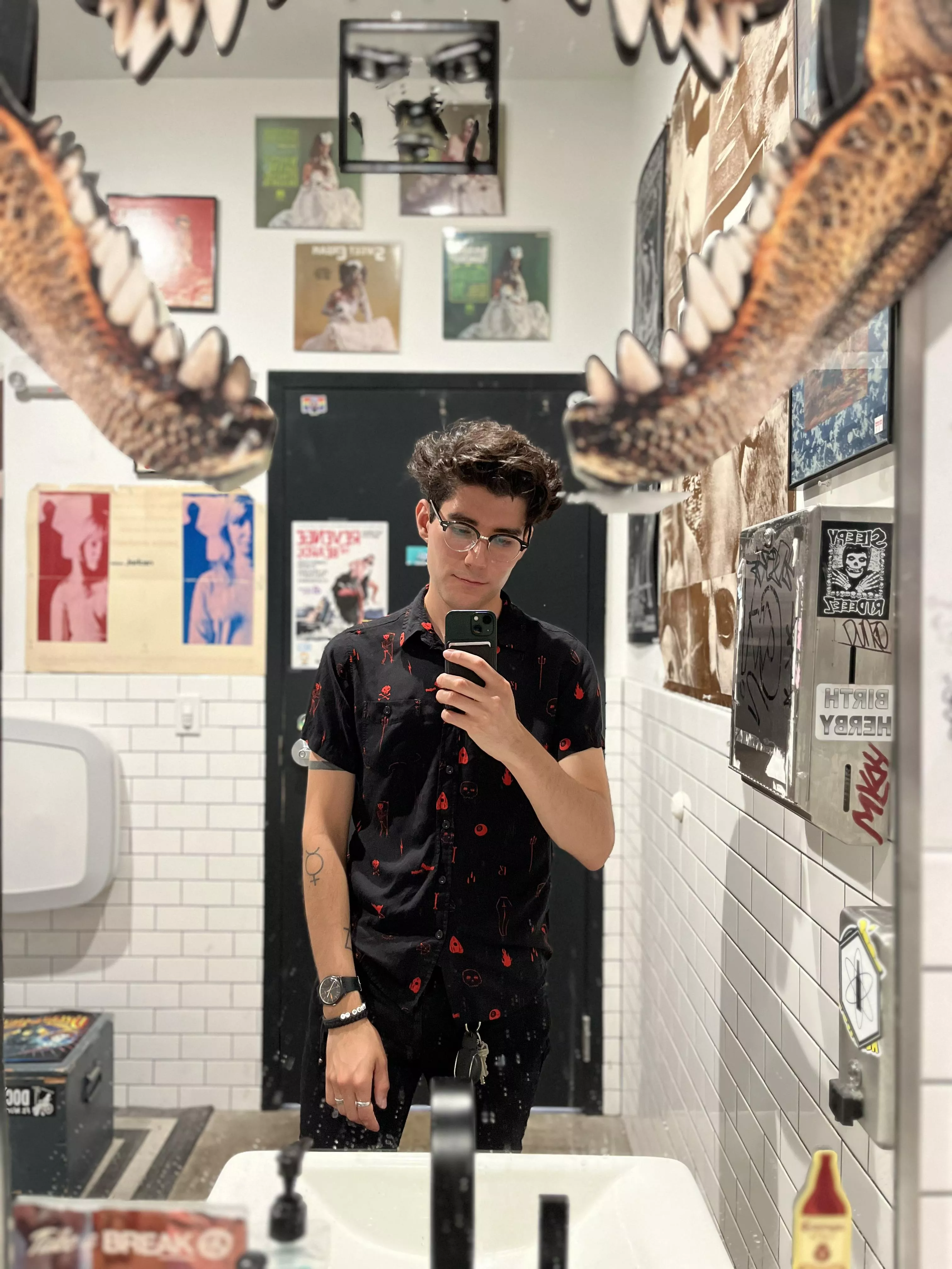 Wish I was home playing Hogwarts Legacy rn posted by digiblake