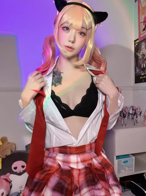 Would you be happy with a girl like me ? by Minimum-Fisherman142