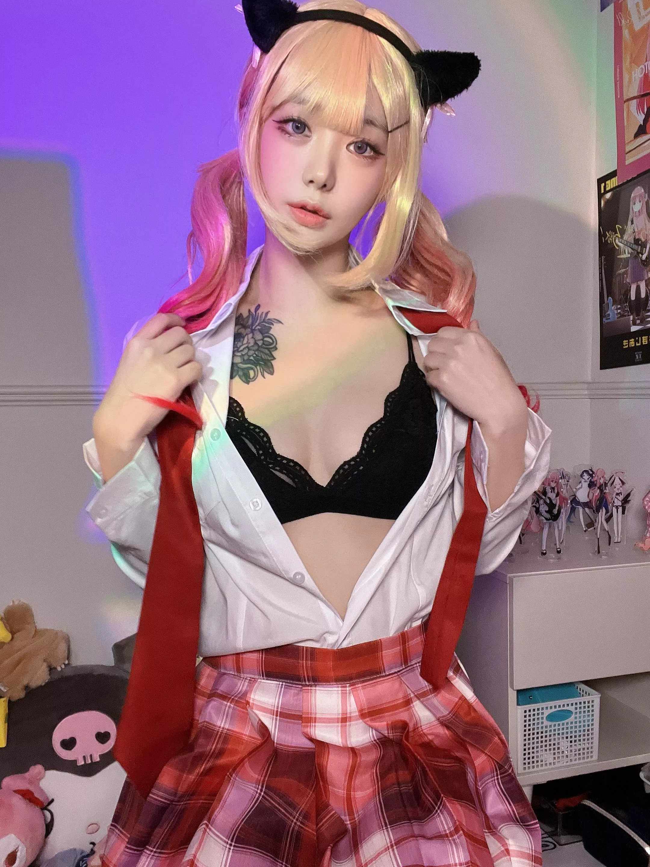 Would you be happy with a girl like me ? posted by Minimum-Fisherman142