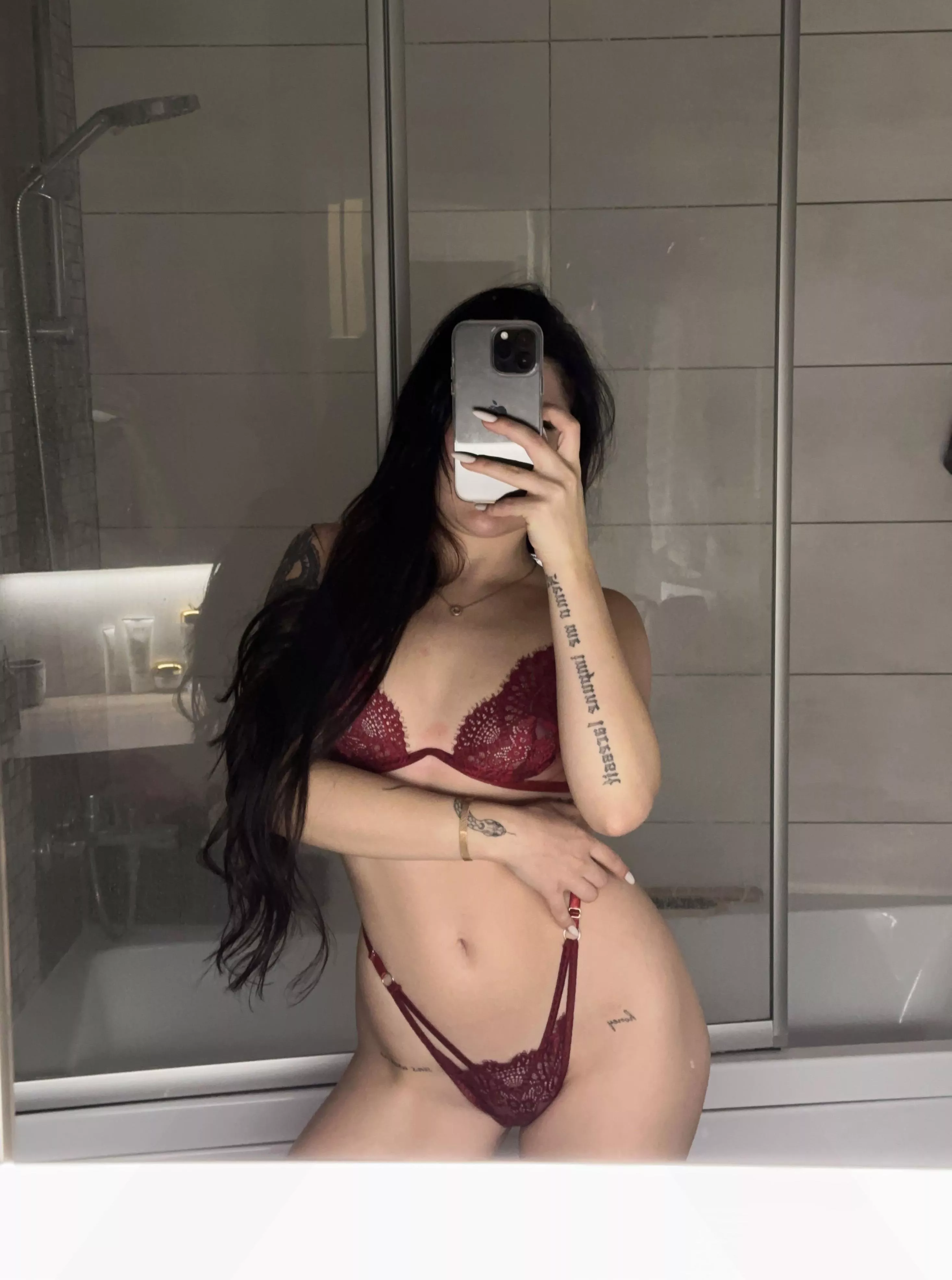 Young and spankable posted by honeyaly