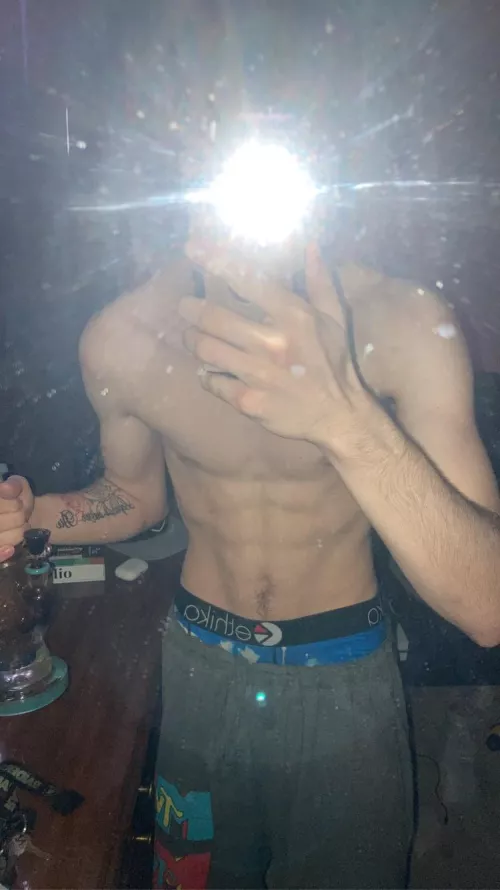 [18M] smoke and fuck? by BigLiterature3215