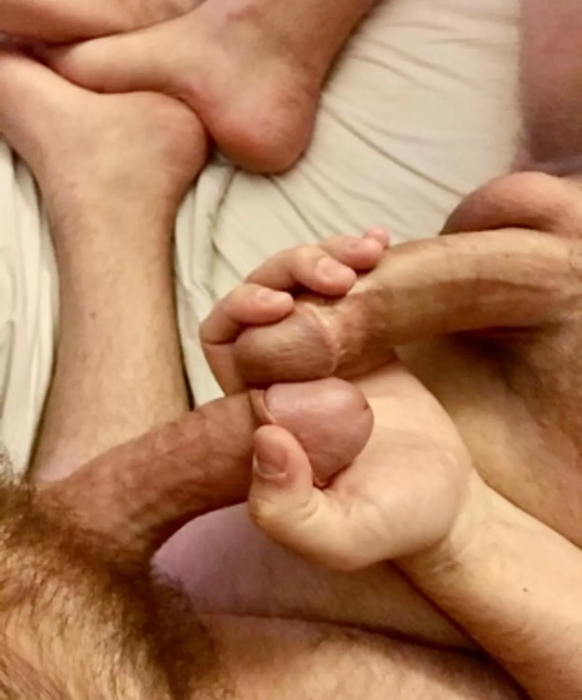 2 cut ones 🍆🍆 posted by Bearded1of2dallastx