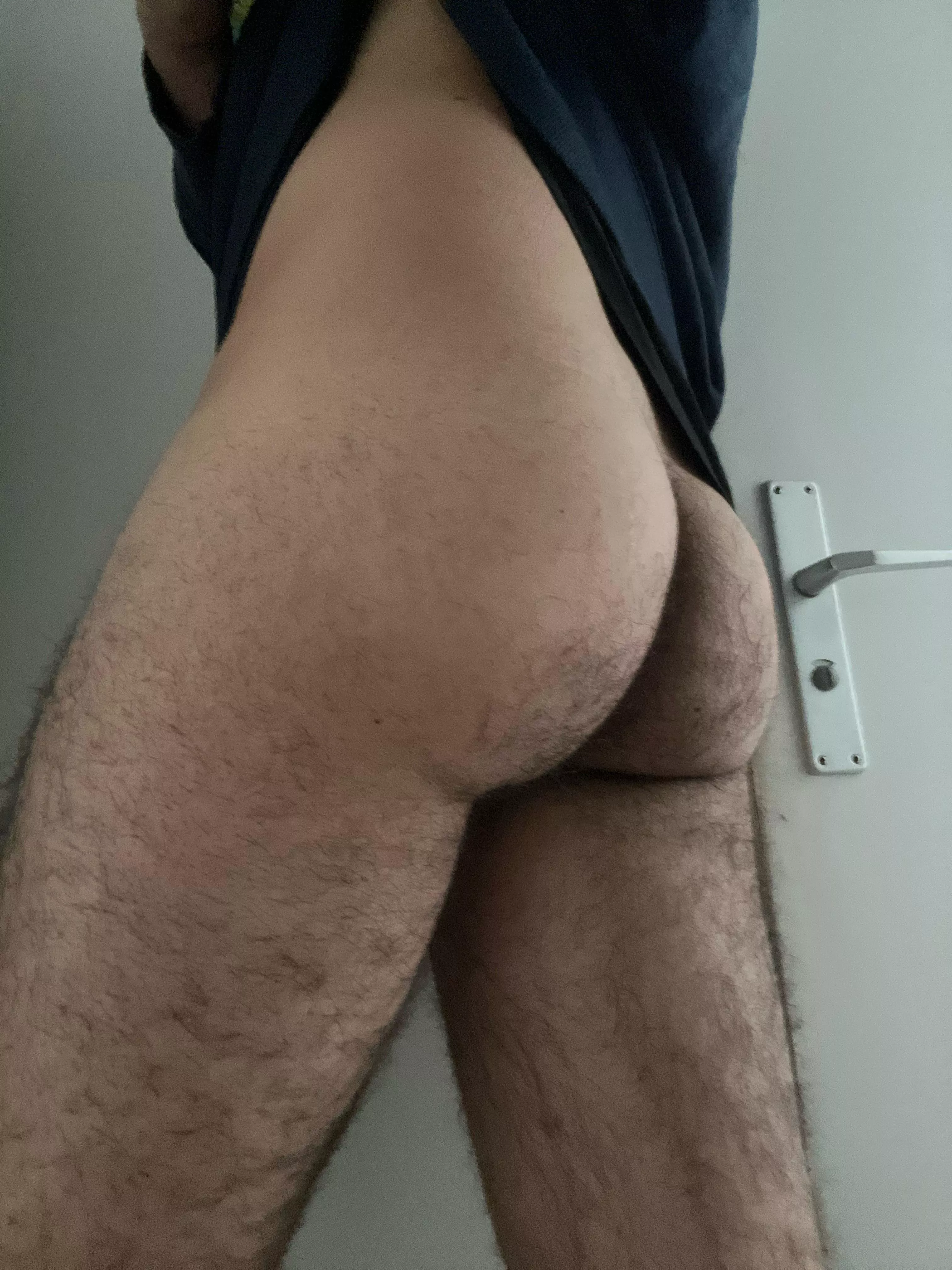 22 need bbc /hung /femboy top add cucu22mb posted by BeginningStory1977