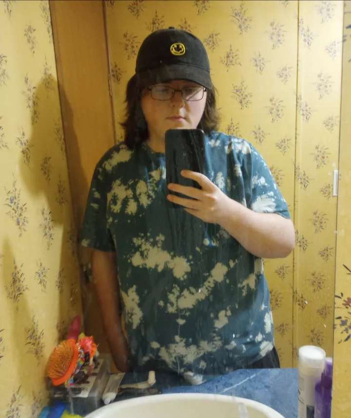 22m Would you take my virginity? posted by Sincerelyvega23