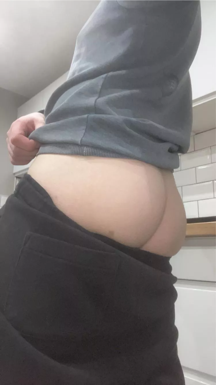 28 m for huge dick dm open posted by cp87654