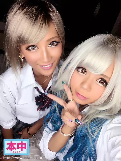 Aika and friend by aqDR7C67_1