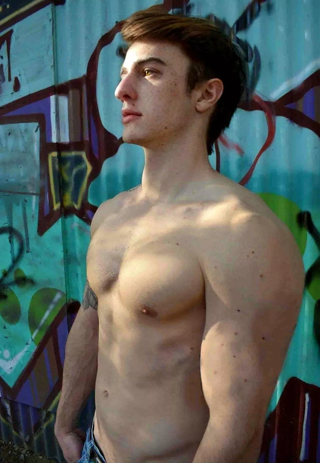 Am I your type? posted by asexyspiderman