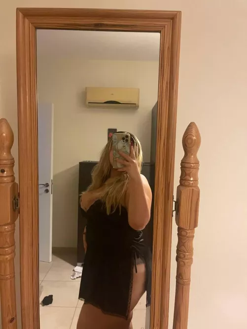 Am I your Type? by hellishlistene