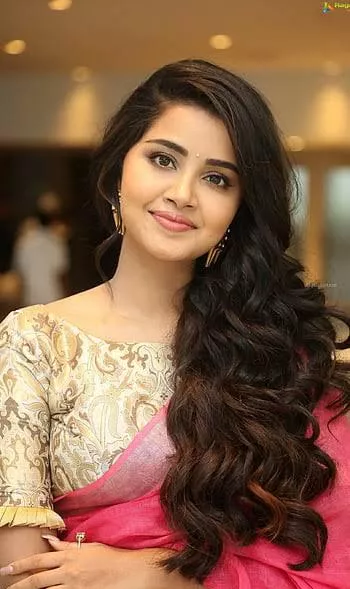 Anupama Parameswaran posted by Maninprogress006