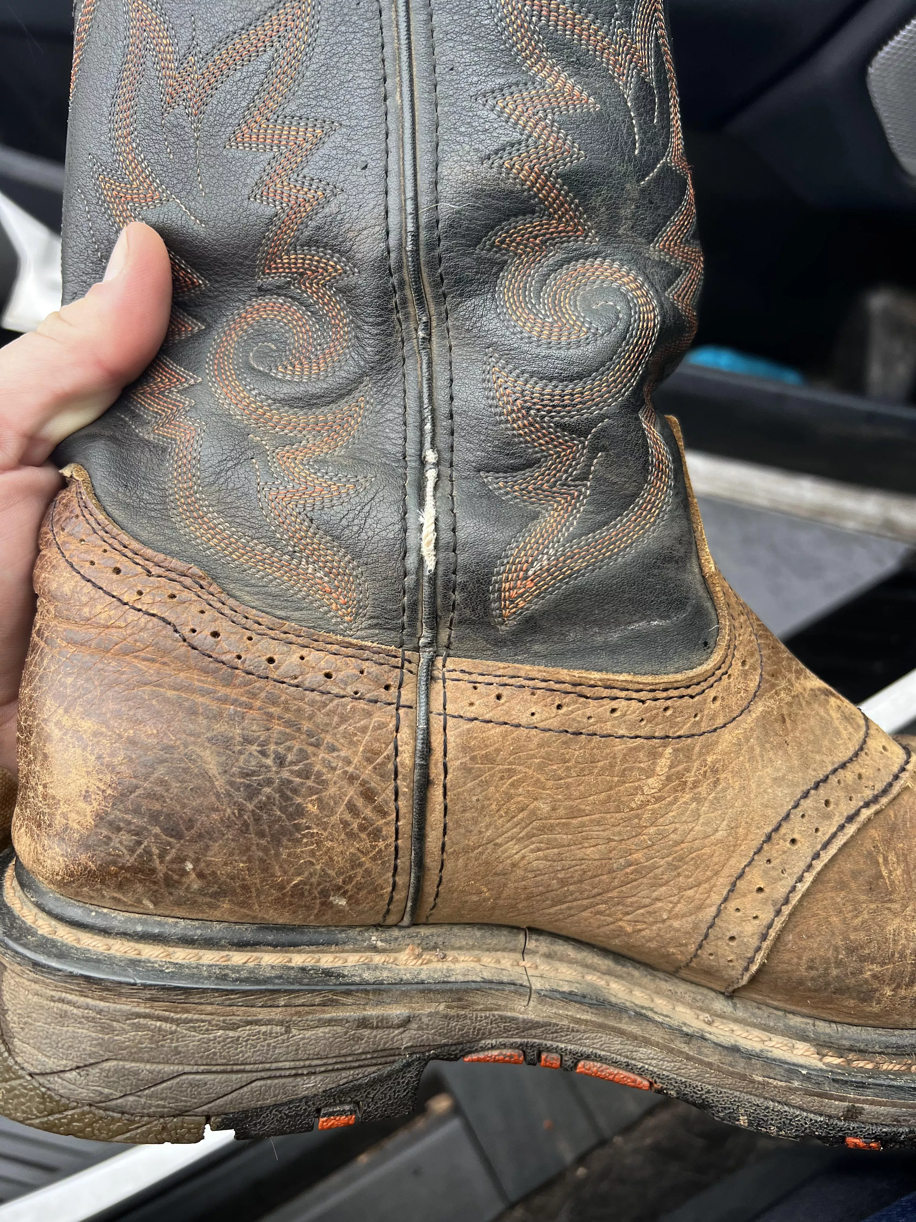 Anything I can do about the seem? posted by Oldtimeyspaceman