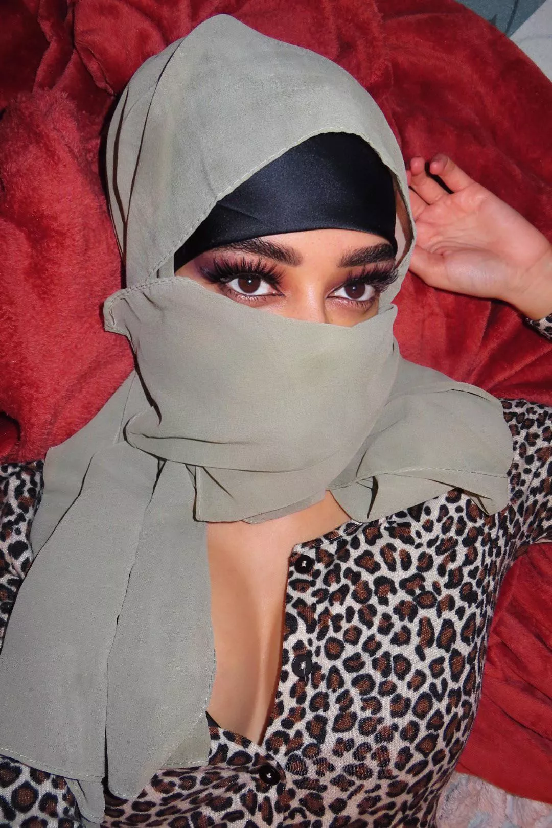 Boobs or eyes? posted by Ok-Candle8408