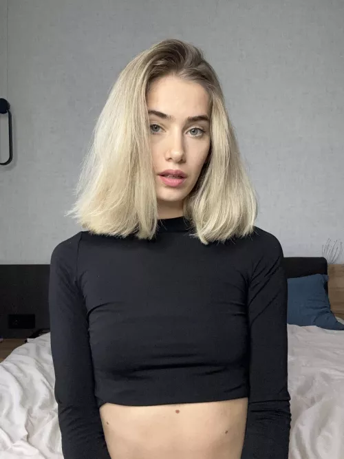 Crop tops will always be my favourite by According-Plate5353