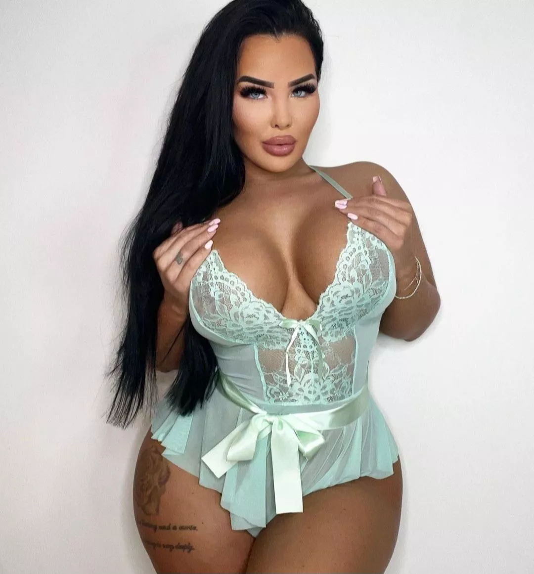 Cute or sexy? posted by Juniper3358