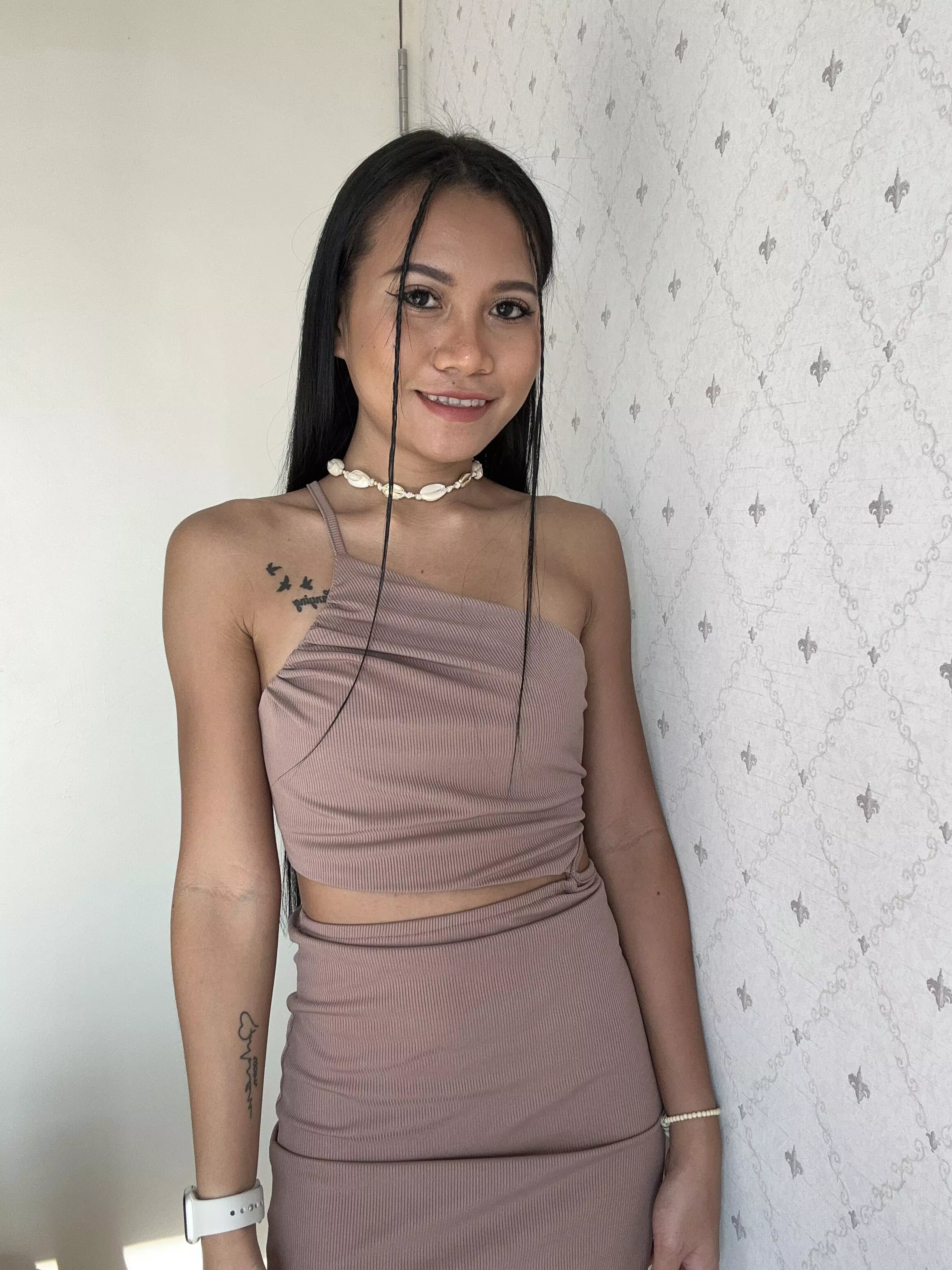 Do I look good on this set? posted by ChristineRTherrien