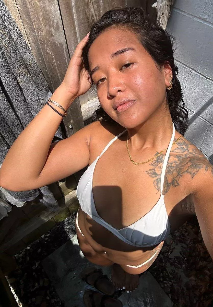 Do I look like fun to play with posted by Fragranap