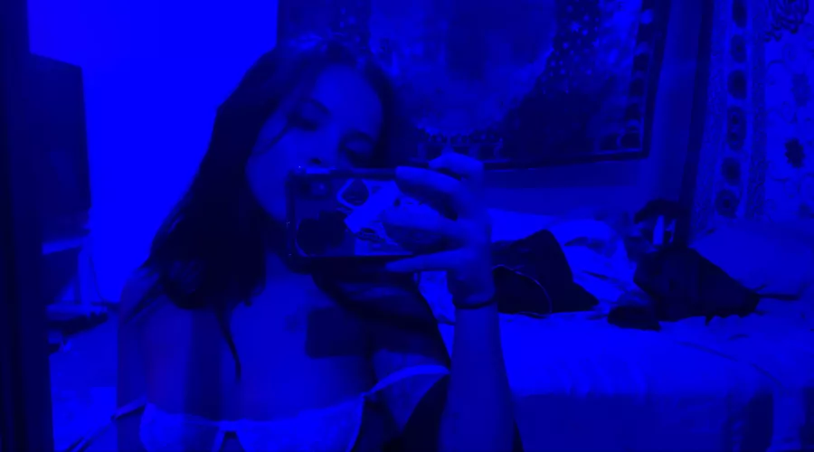 do you like my top? by lunarosehoe