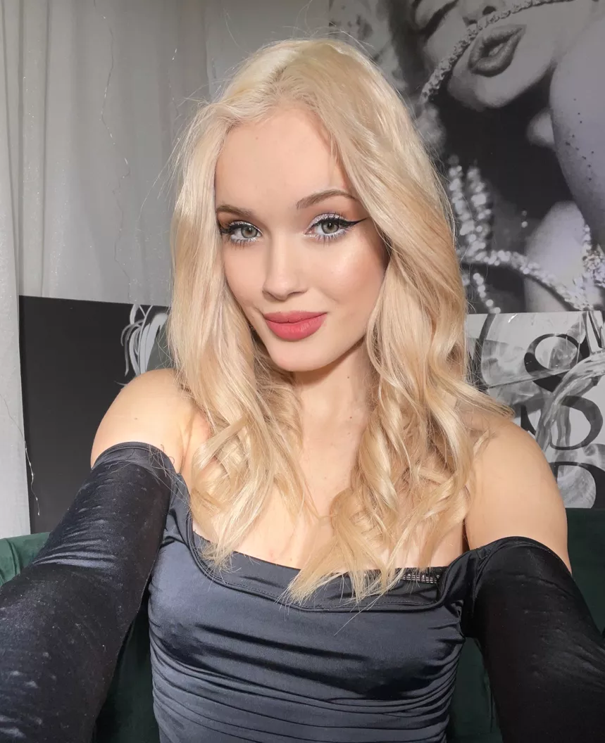 Dress pokies posted by LoyalLarceny