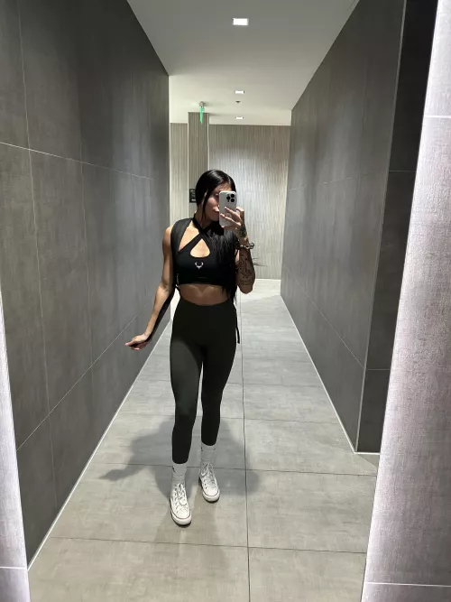 [f] hi there by torixotic