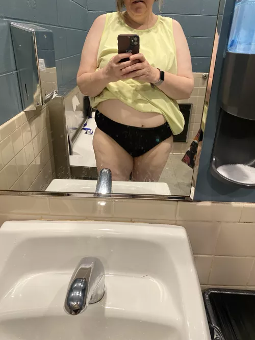 F53 in my comfy pair by RoseBudd03