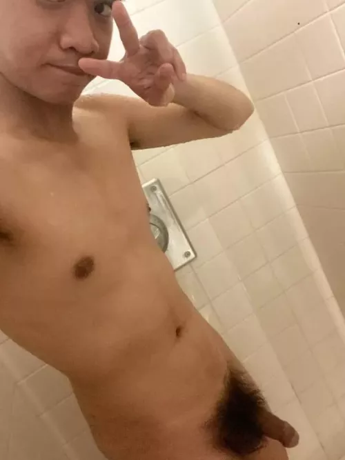 Felt cute in this pic by jredditme12