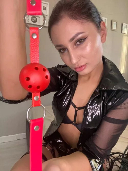 gag me with this gag and fuck me hard by smallcutiee