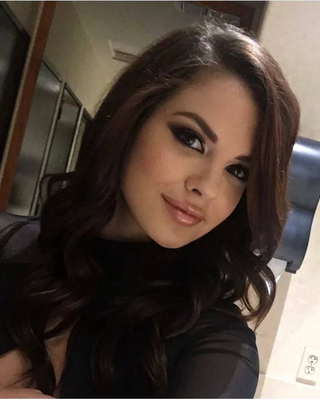 Gorgeous face posted by patrick7220