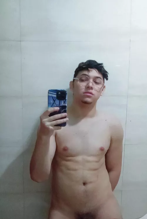 Hello, i'm Bryce, new here, looking for some friends to have fun by MyXisBryce_toy