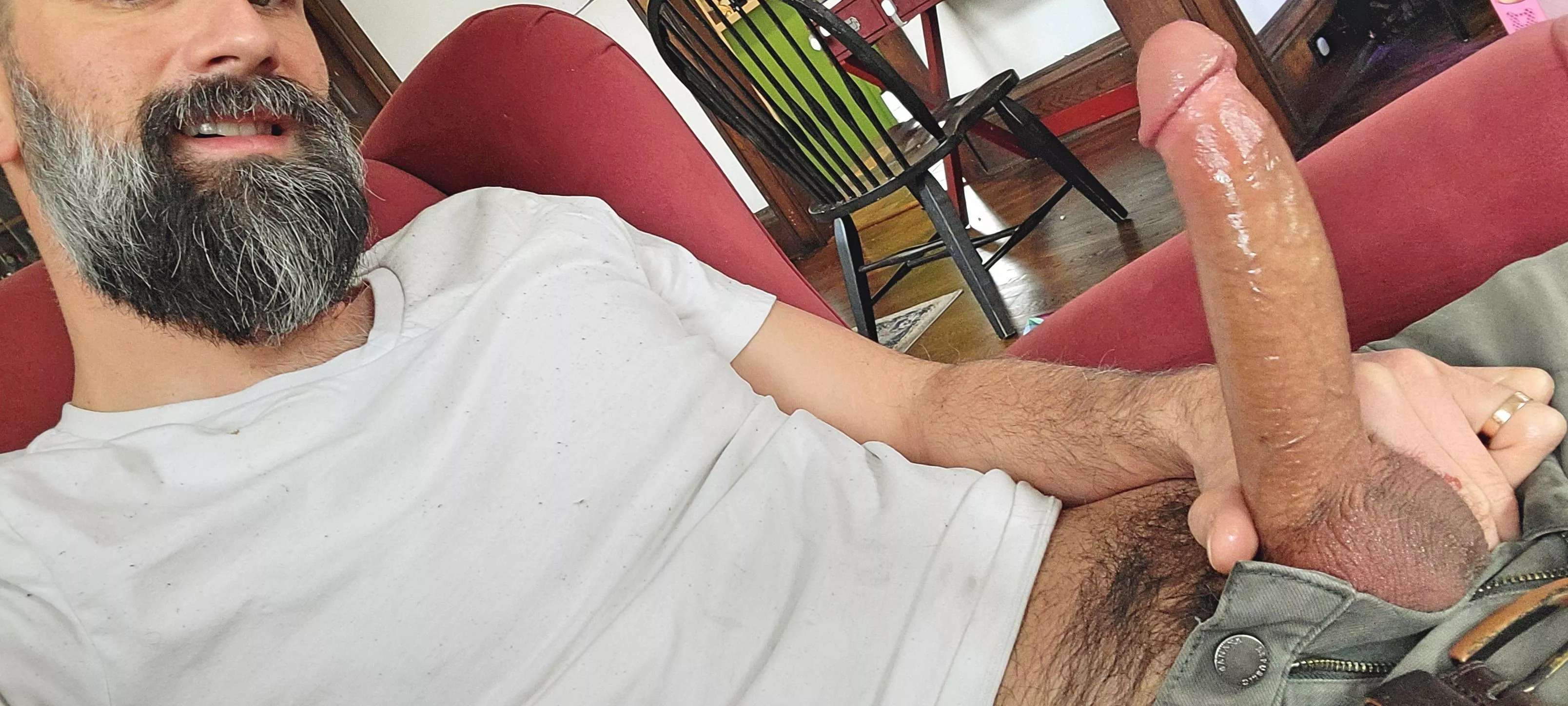 Hung and bearded: the best combo posted by mnlumberjacker