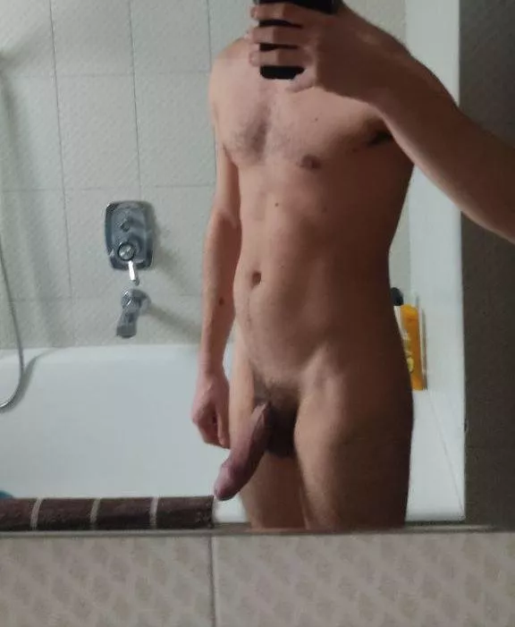 I don't know why it looks so big in this photo but I like it lol posted by Uselessbstr