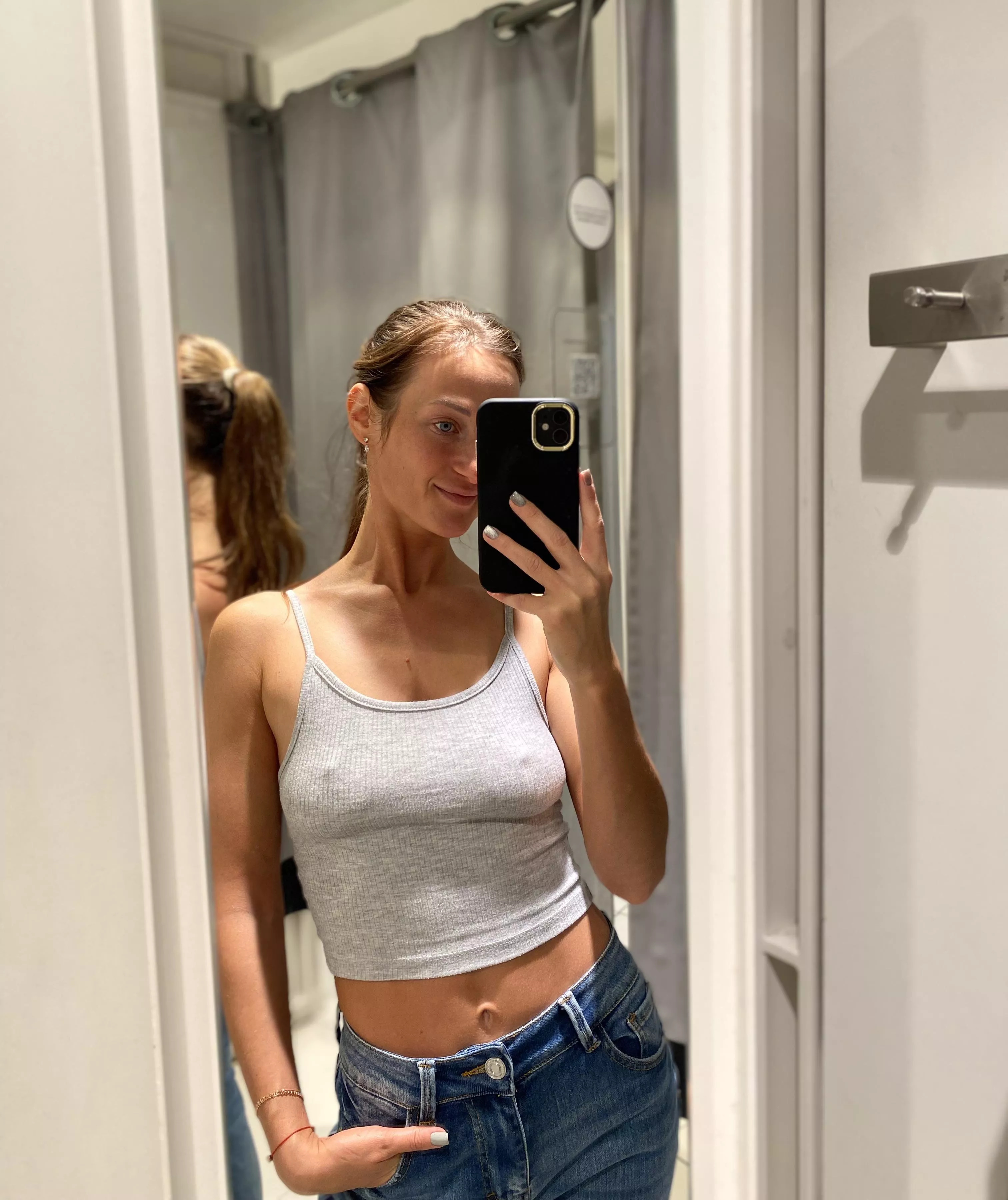 i love changing rooms posted by TheEmilyXrose