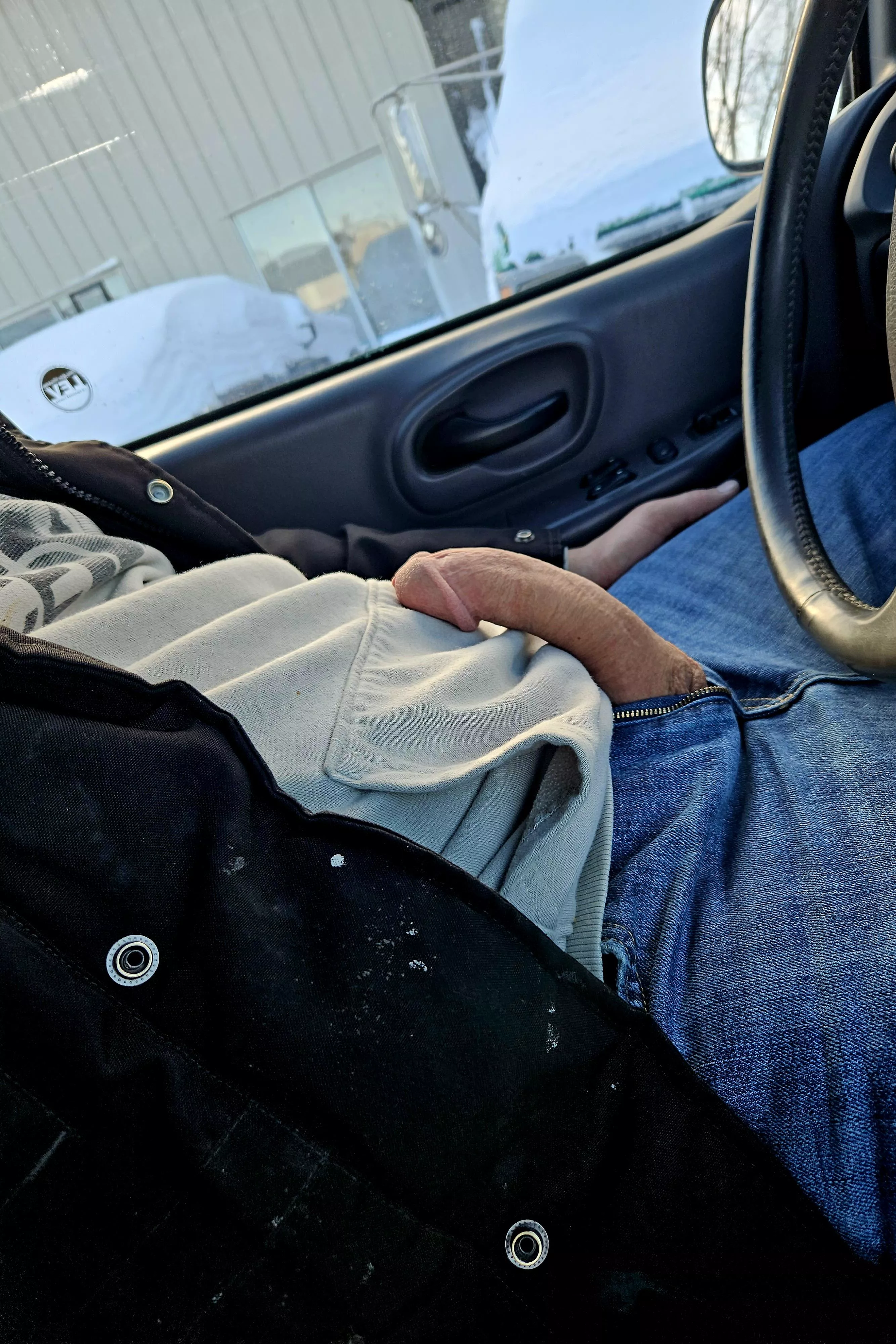 If you were riding with me, what would you do? [43] posted by EffectiveHefty8975