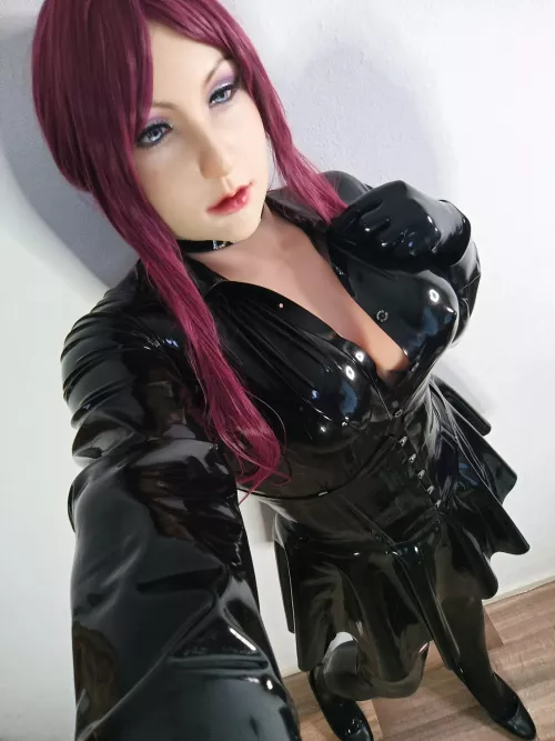 Just being a latexdoll again by DavinaDarkness