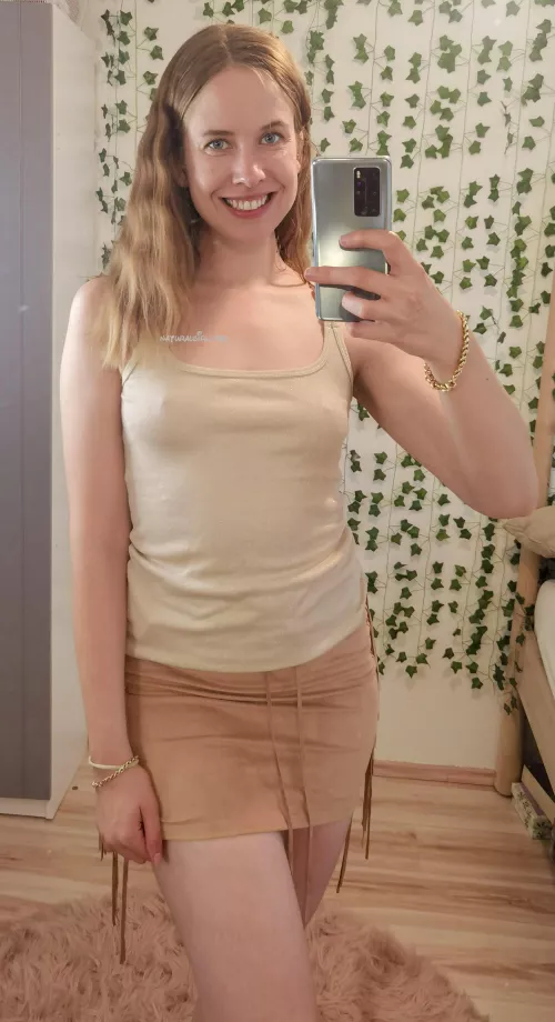 Look what I'm missing by naturalgirl_mel