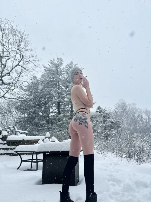 My nips aren’t the only thing that will cut 👀❄️😮‍💨 by savageteasexxx