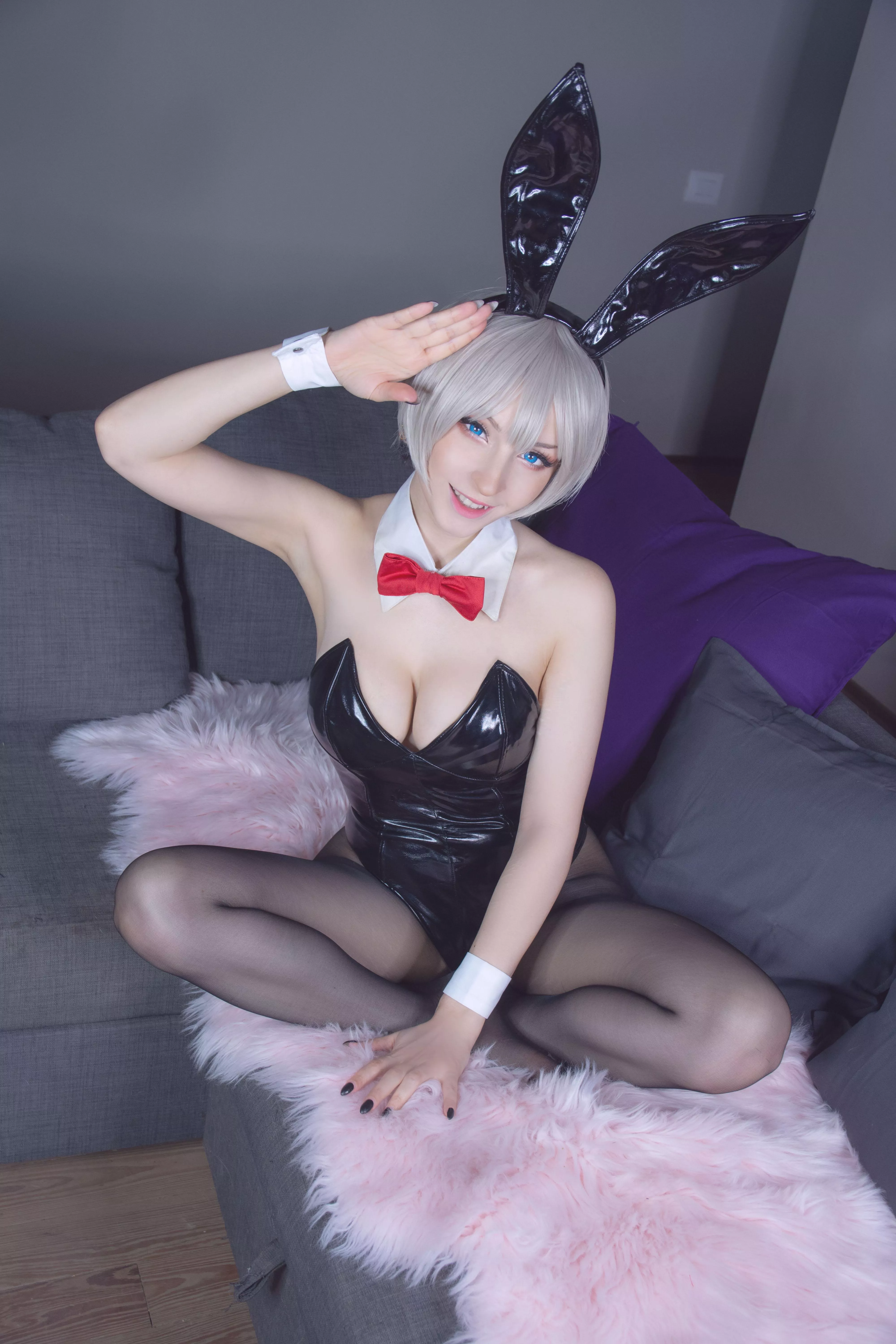 My Uzaki-chan cosplay (Shiroktsne) posted by Weird-Doughnut7002