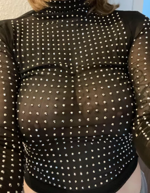 New top to drive my new girlfriend crazy by Opening-Bed9914